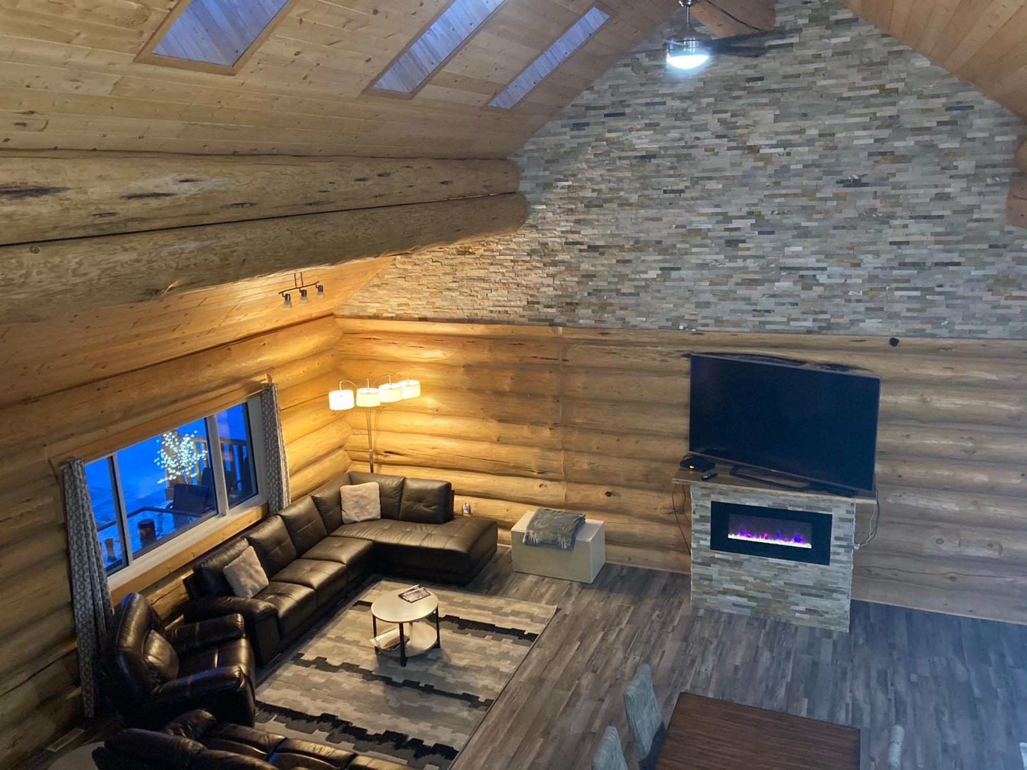Cougar Mountain Cabin Rentals เวลเมาท์ ภายนอก รูปภาพ